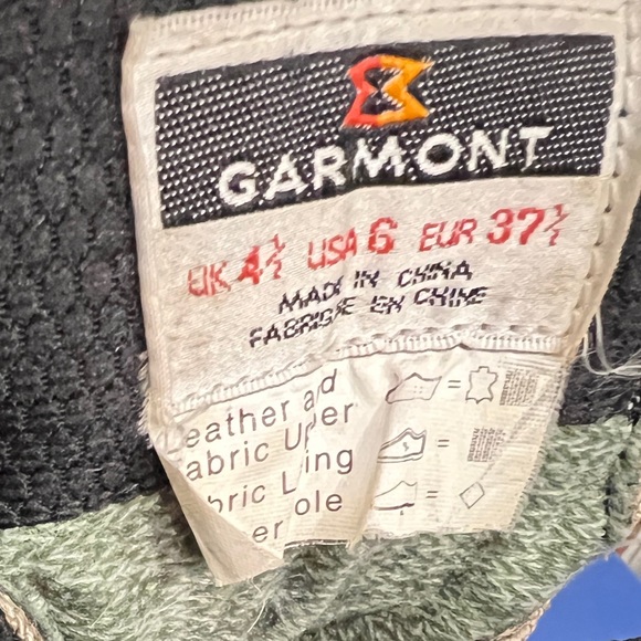 Garmont hiking boots. - Picture 4 of 4